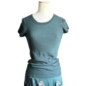 Donna Karan Green Cashmere Silk Short Sleeve Top – Size Small (433)